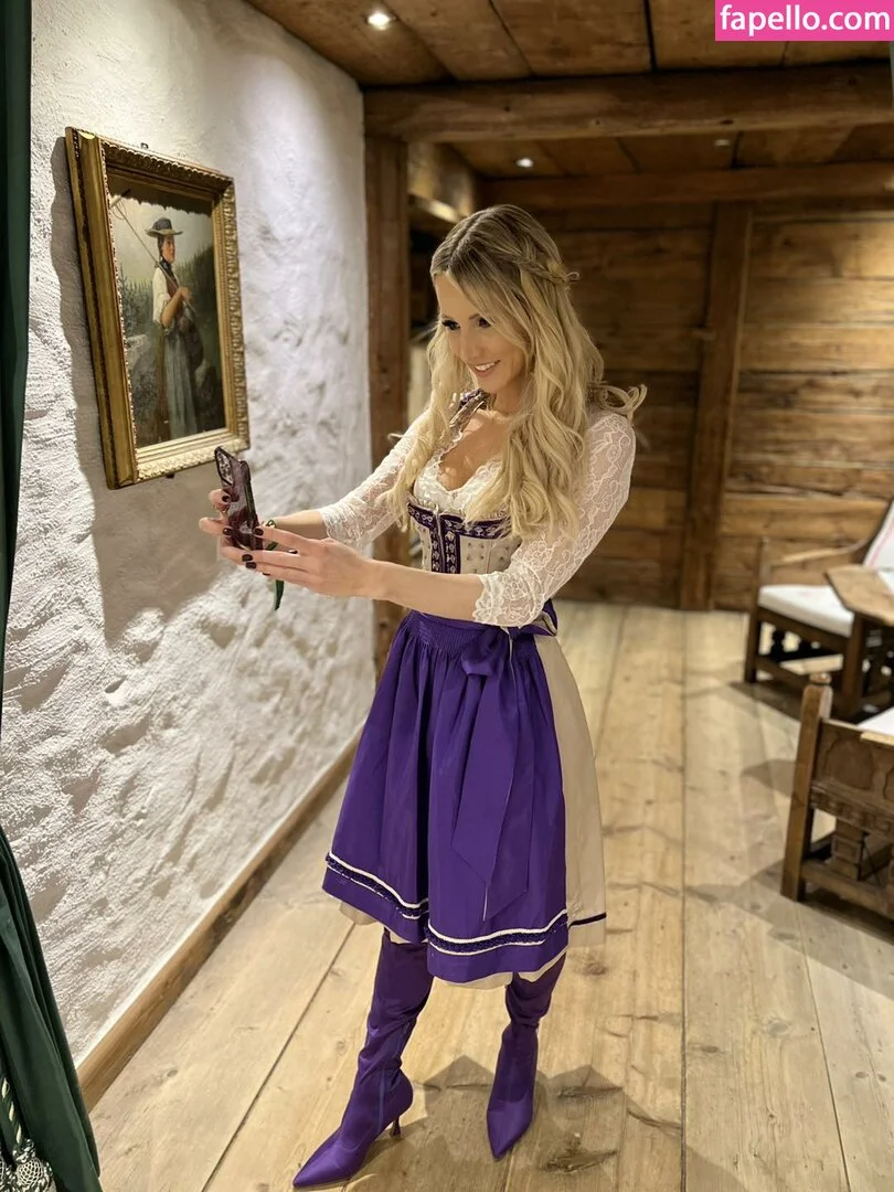 Melissa Naschenweng Onlyfans Photo Gallery 