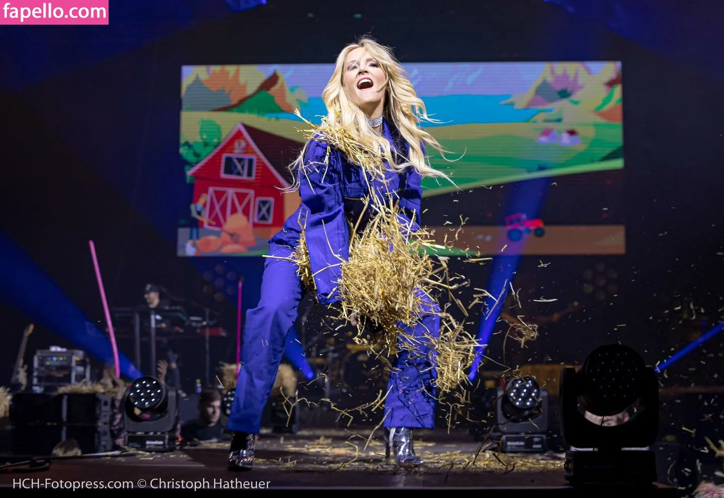 Melissa Naschenweng Onlyfans Photo Gallery 