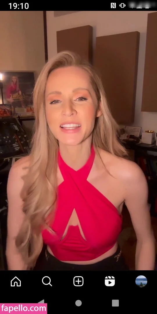 Melissa Naschenweng Onlyfans Photo Gallery 