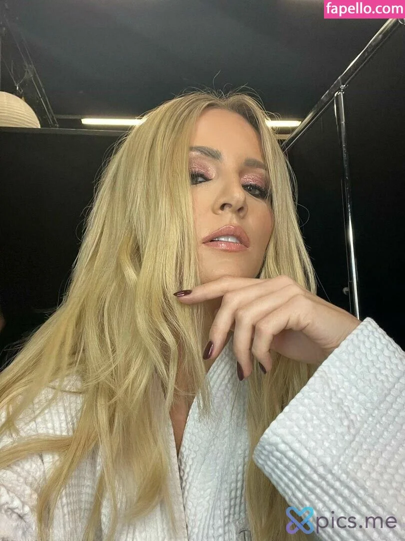 Melissa Naschenweng Onlyfans Photo Gallery 