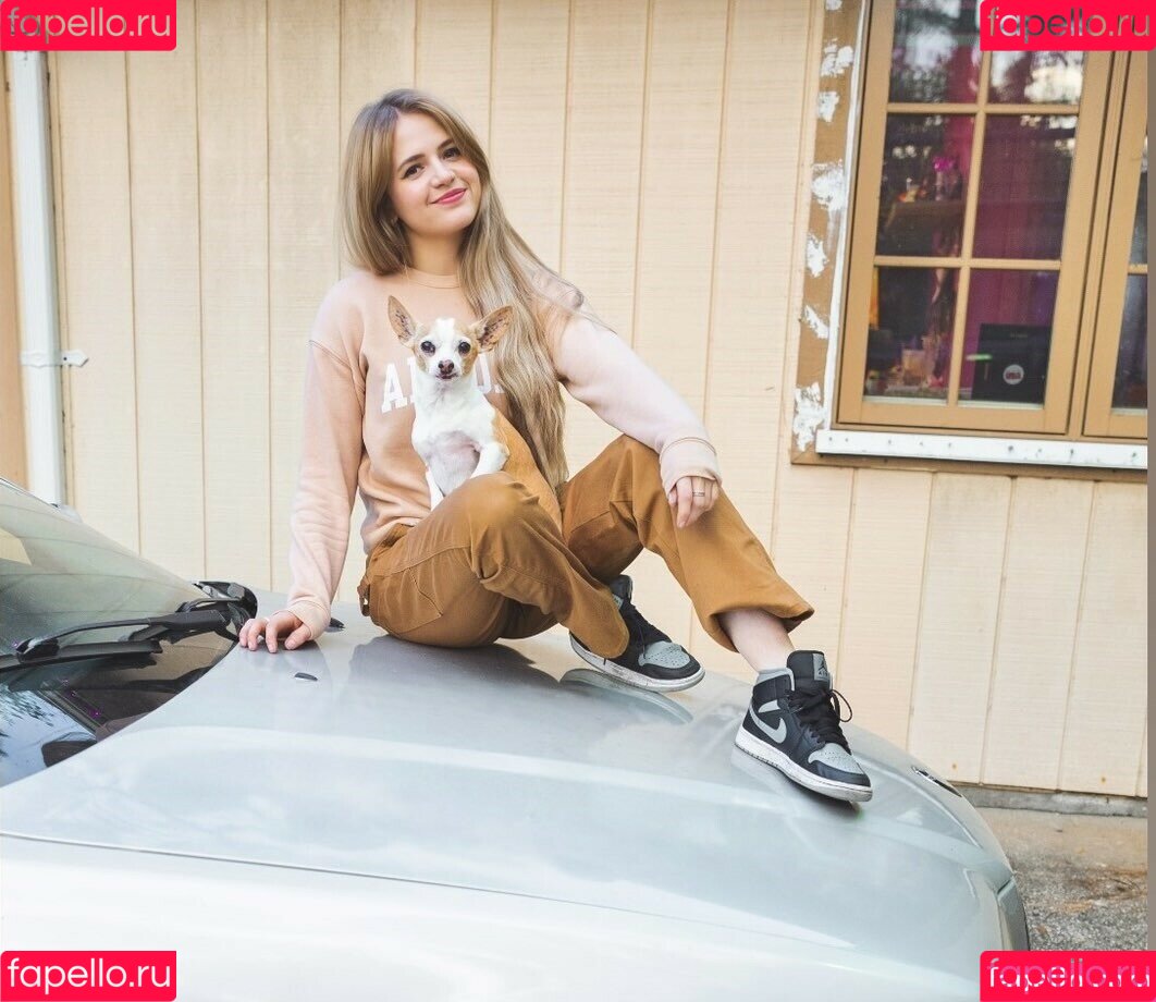 Collete Davis Onlyfans Photo Gallery 