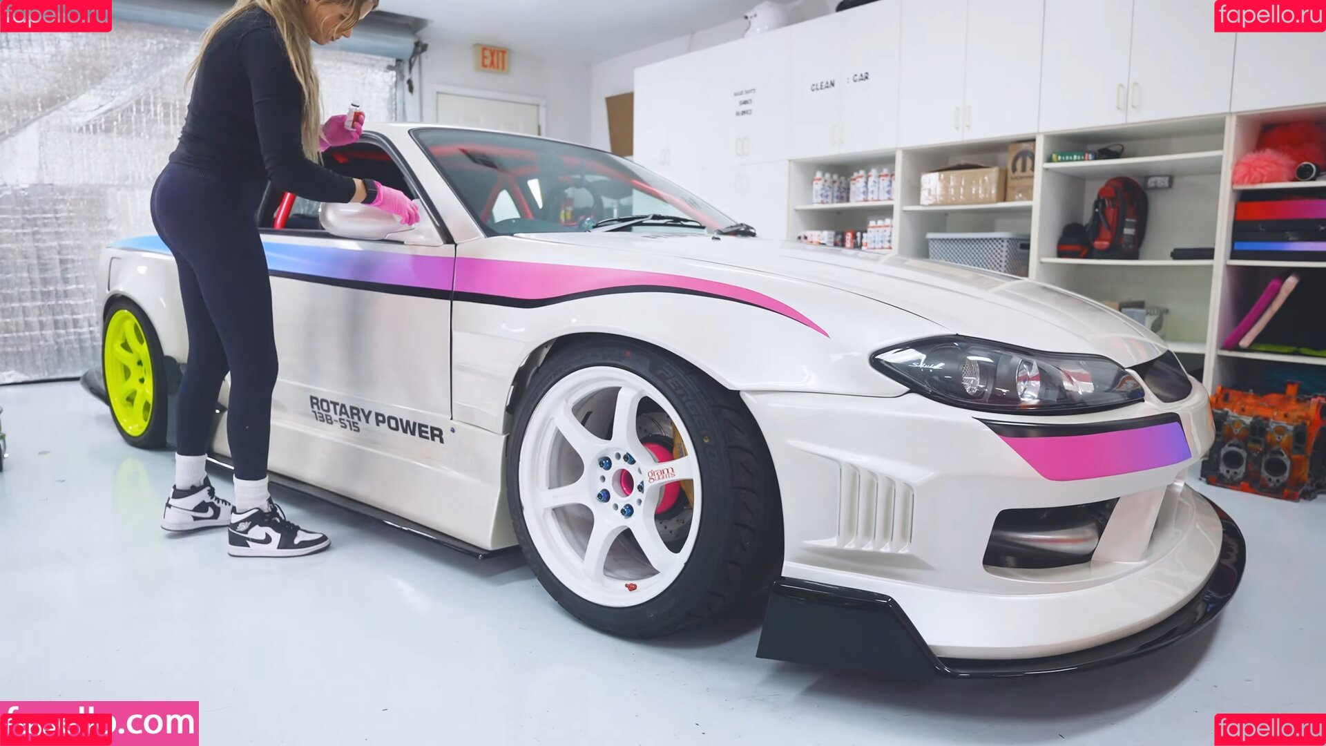 Collete Davis Onlyfans Photo Gallery 