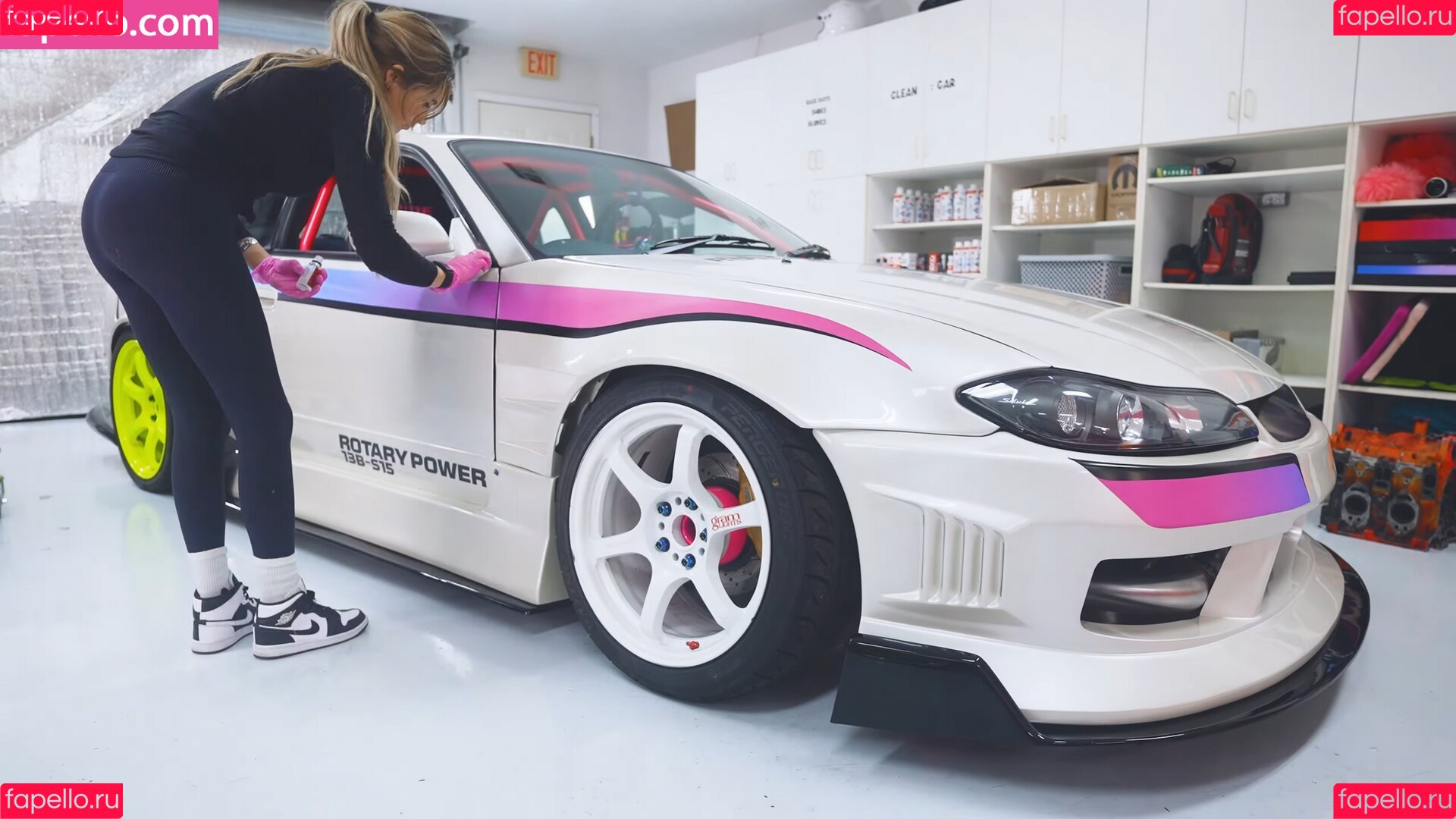 Collete Davis Onlyfans Photo Gallery 