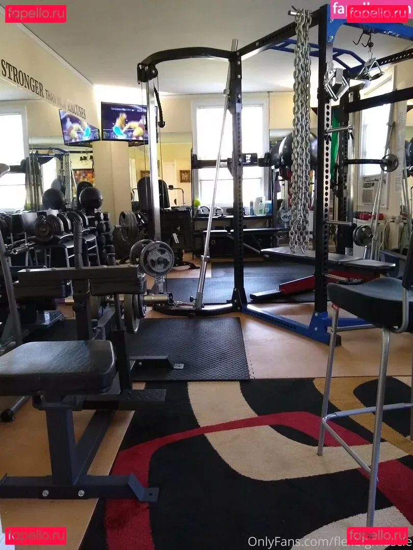 flexbigmuscle Onlyfans Photo Gallery 