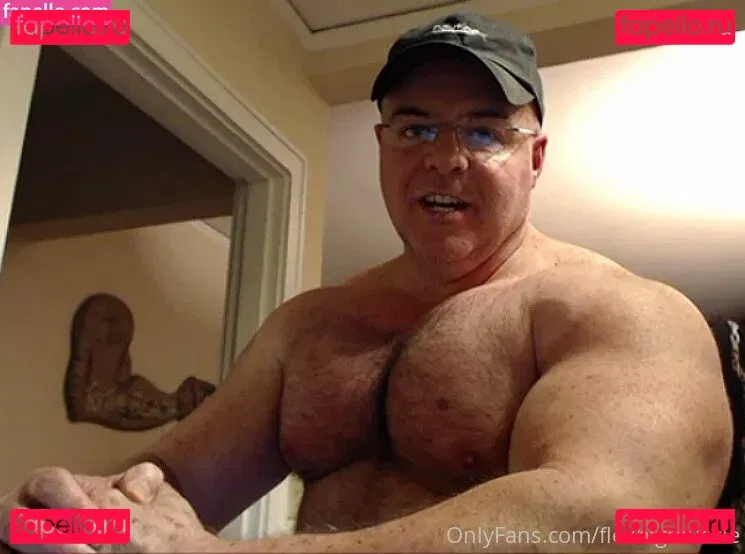 flexbigmuscle Onlyfans Photo Gallery 