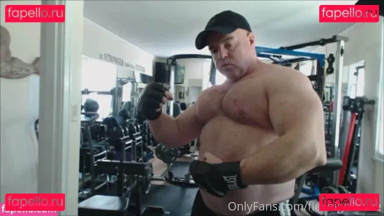 flexbigmuscle Onlyfans Photo Gallery 