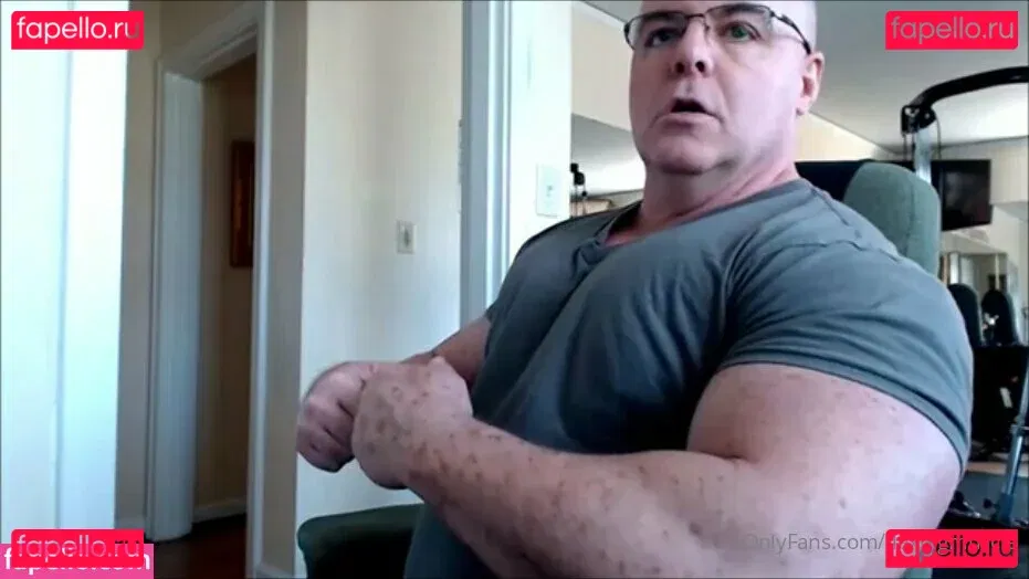 flexbigmuscle Onlyfans Photo Gallery 