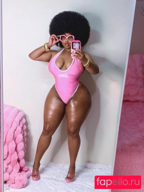 curvaceous_barbie Nude Onlyfans Photo 11