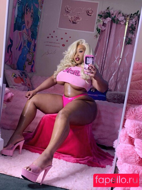 curvaceous_barbie Nude Onlyfans Photo 8