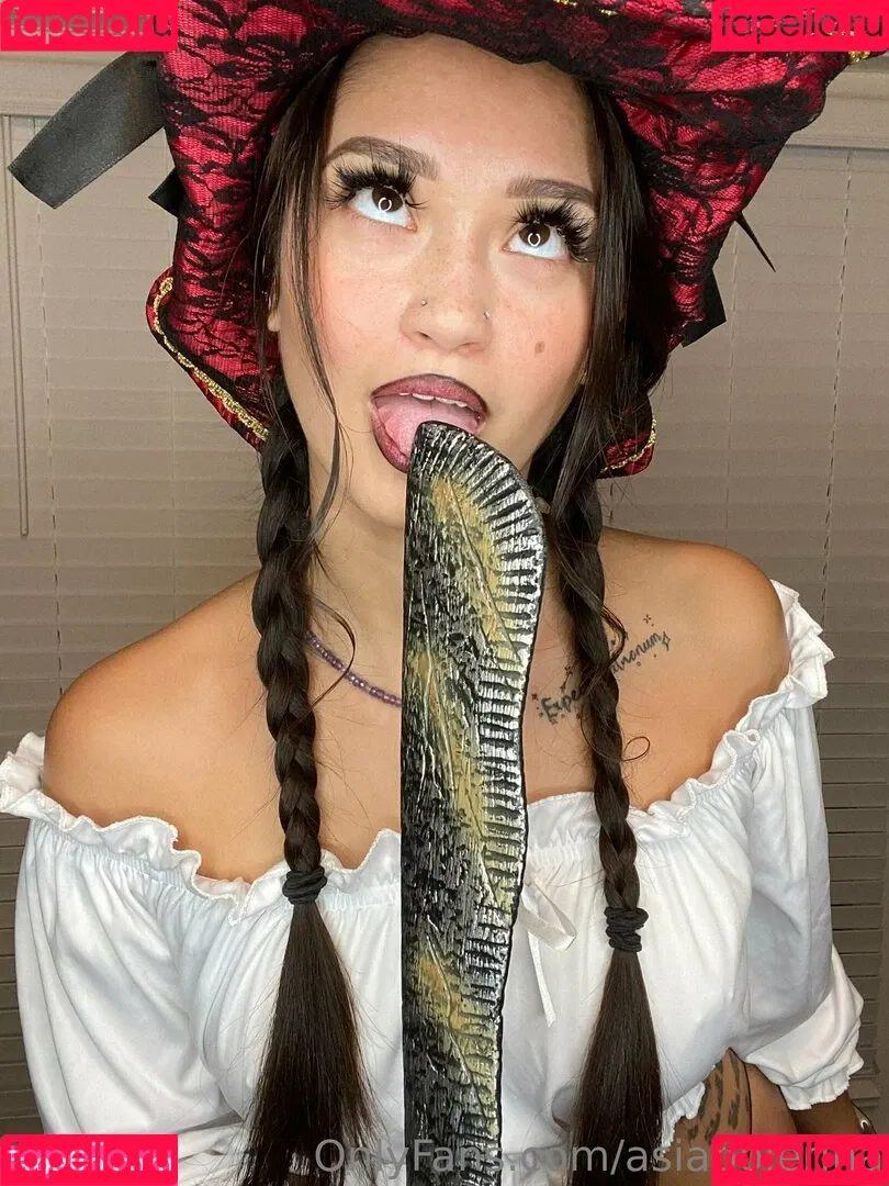 asiapolerina Onlyfans Photo Gallery 