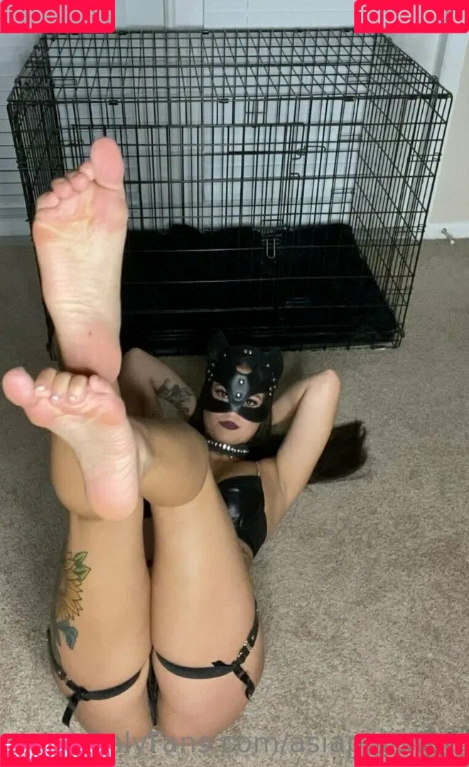 asiapolerina Onlyfans Photo Gallery 