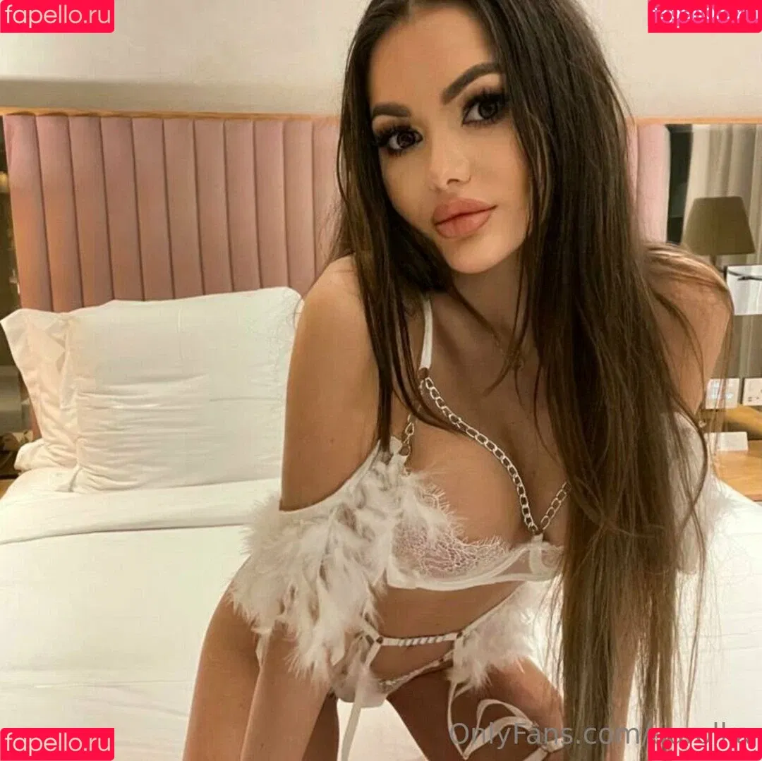 Aurelia Onlyfans Photo Gallery 