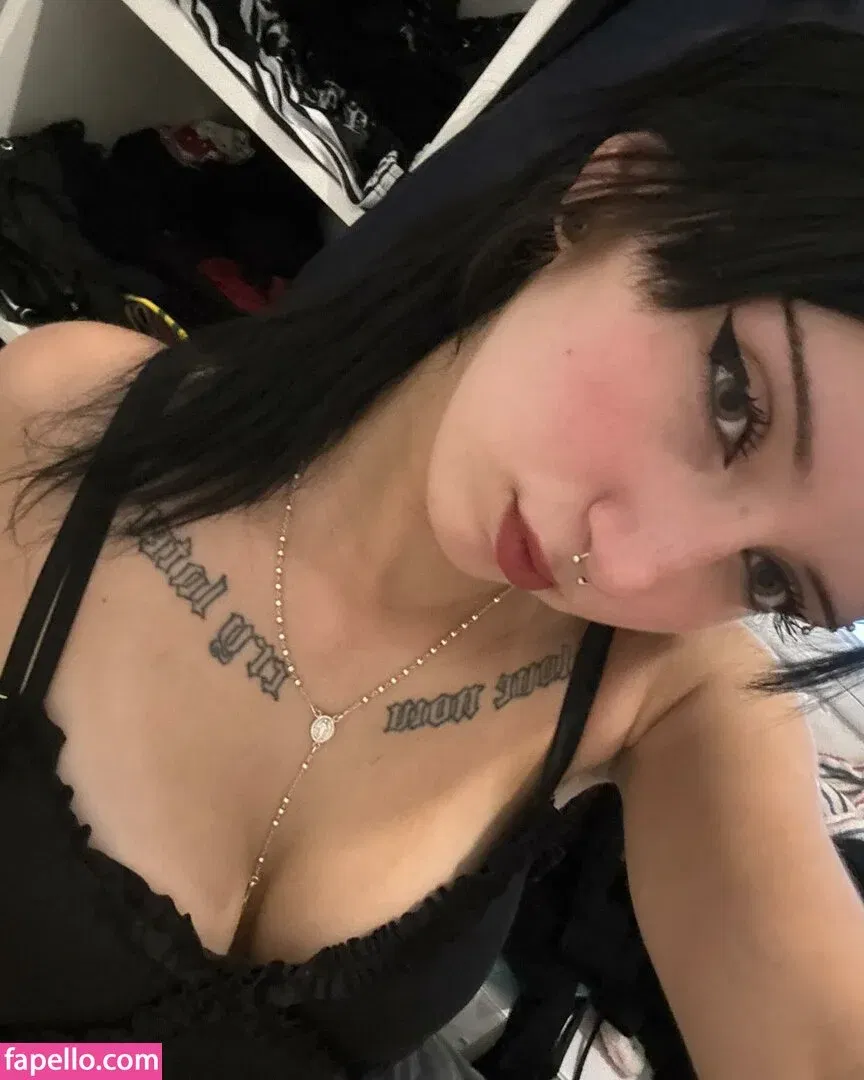 Aurelia Onlyfans Photo Gallery 