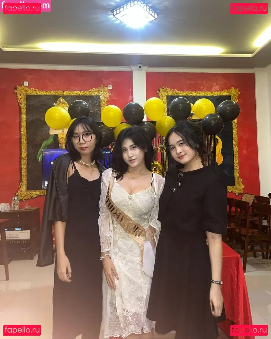 Aurelia Onlyfans Photo Gallery 