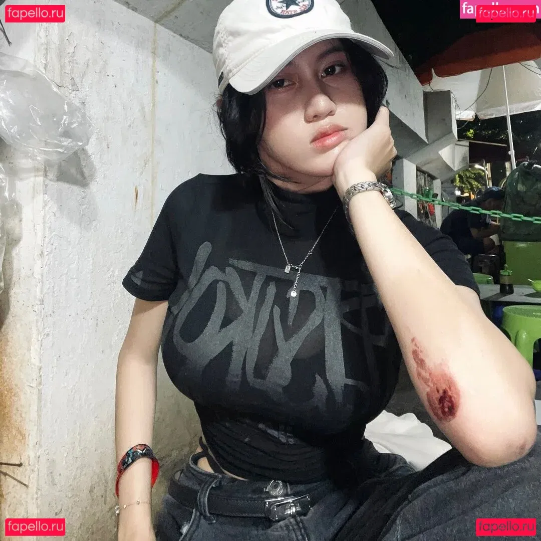 Aurelia Onlyfans Photo Gallery 