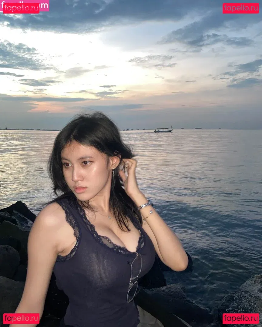 Aurelia Onlyfans Photo Gallery 