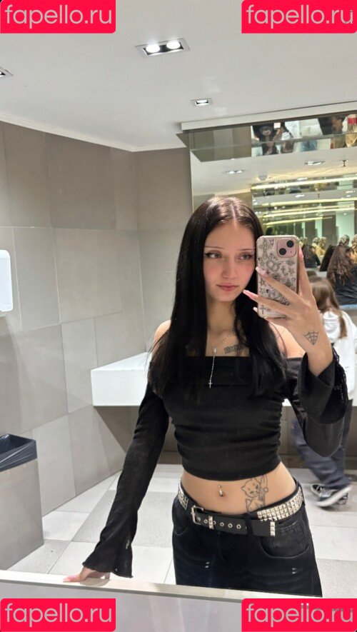 Aurelia Onlyfans Photo Gallery 