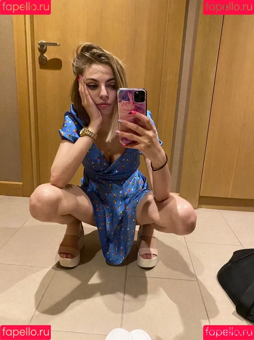 busya18plus Onlyfans Photo Gallery 