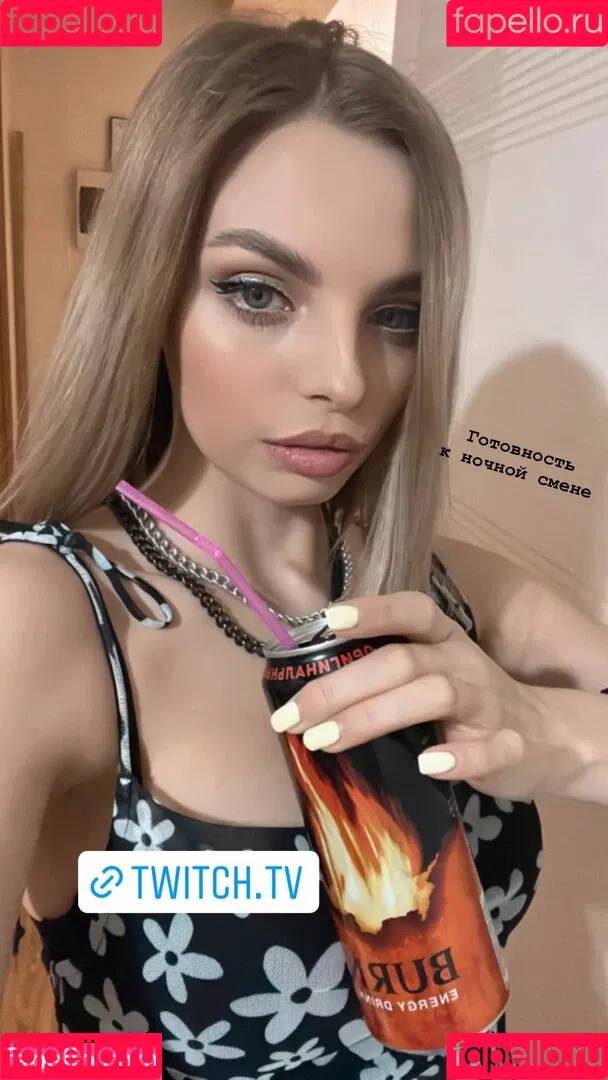 busya18plus Onlyfans Photo Gallery 