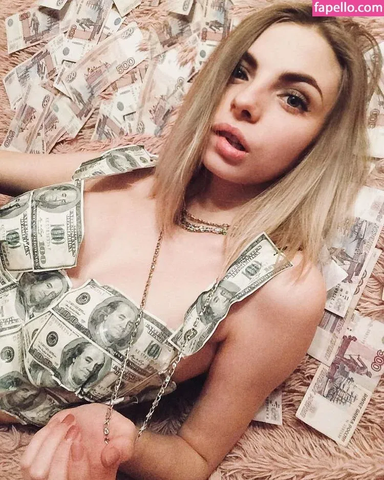 busya18plus Onlyfans Photo Gallery 