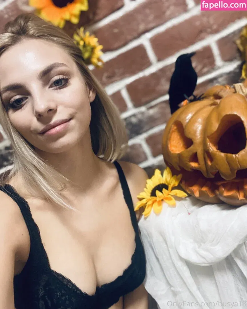 busya18plus Onlyfans Photo Gallery 