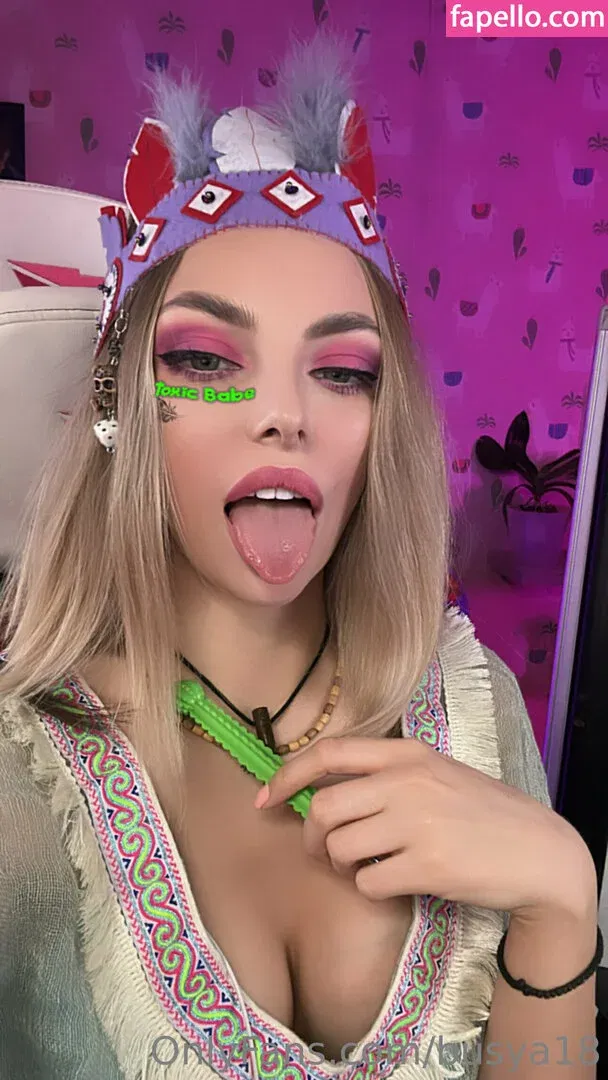 busya18plus Onlyfans Photo Gallery 