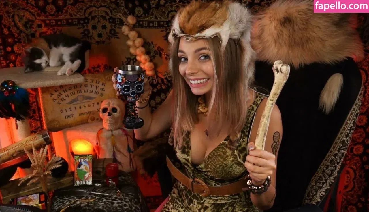 busya18plus Onlyfans Photo Gallery 