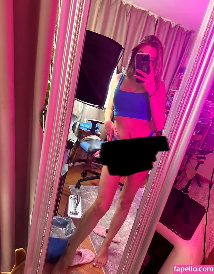 busya18plus Onlyfans Photo Gallery 