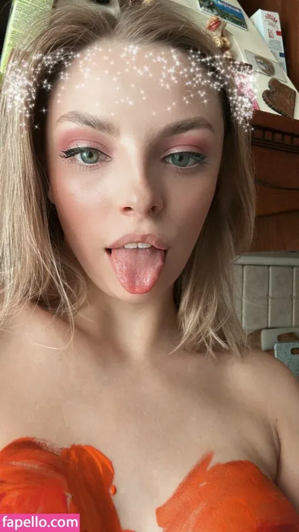 busya18plus Onlyfans Photo Gallery 