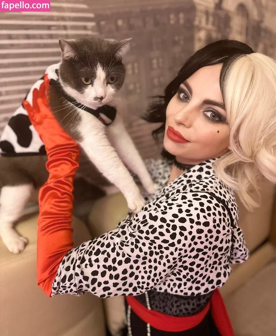 busya18plus Onlyfans Photo Gallery 