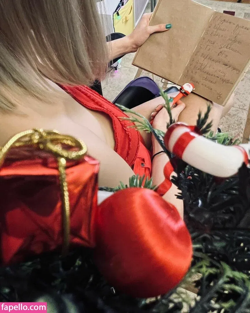 busya18plus Onlyfans Photo Gallery 