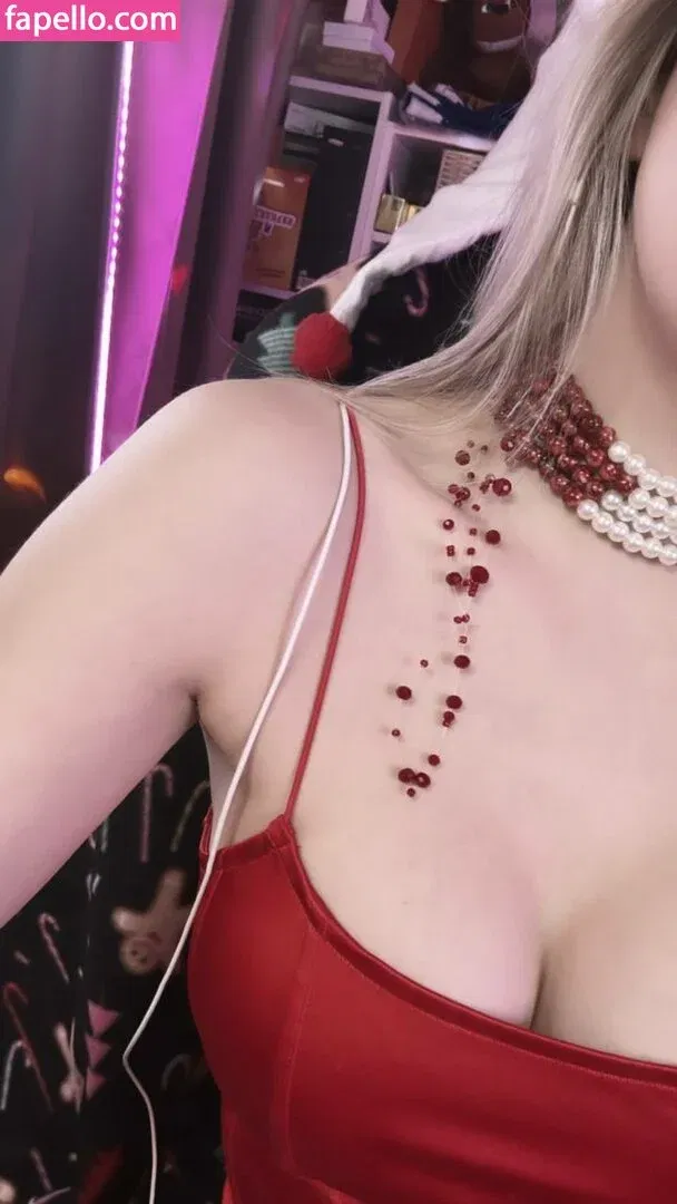 busya18plus Onlyfans Photo Gallery 