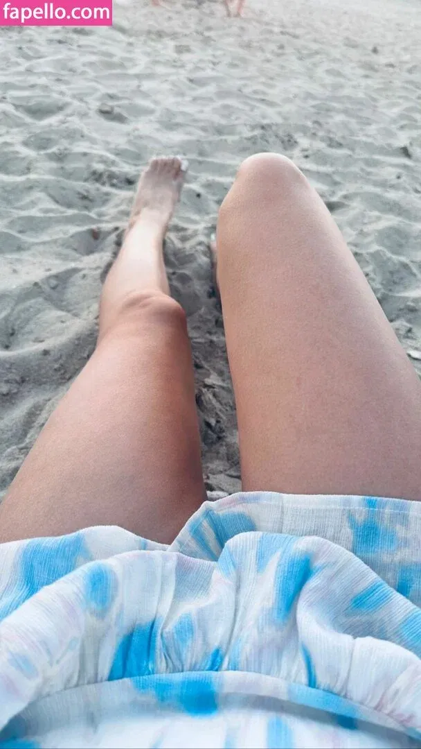 busya18plus Onlyfans Photo Gallery 