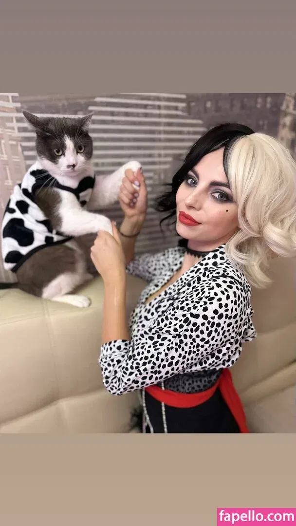 busya18plus Onlyfans Photo Gallery 