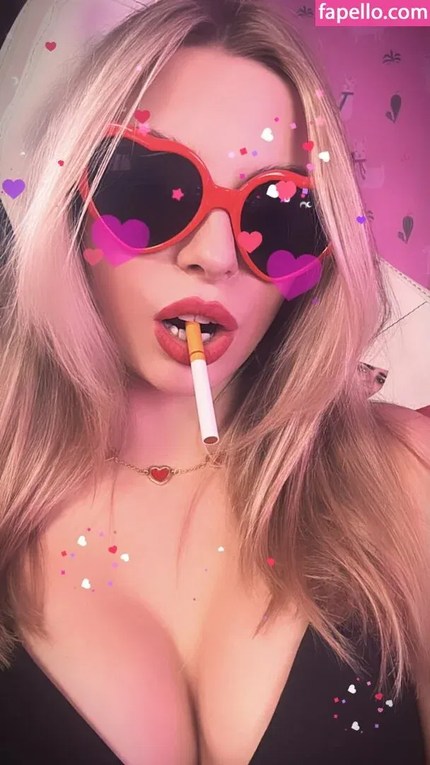 busya18plus Onlyfans Photo Gallery 