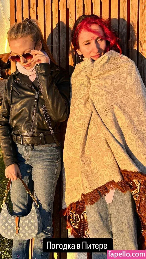 busya18plus Onlyfans Photo Gallery 