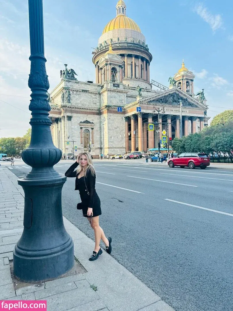 busya18plus Onlyfans Photo Gallery 