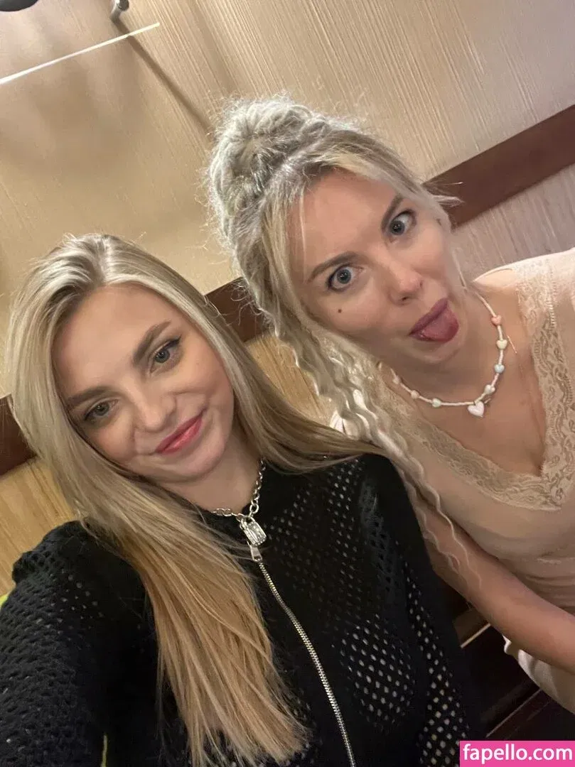 busya18plus Onlyfans Photo Gallery 