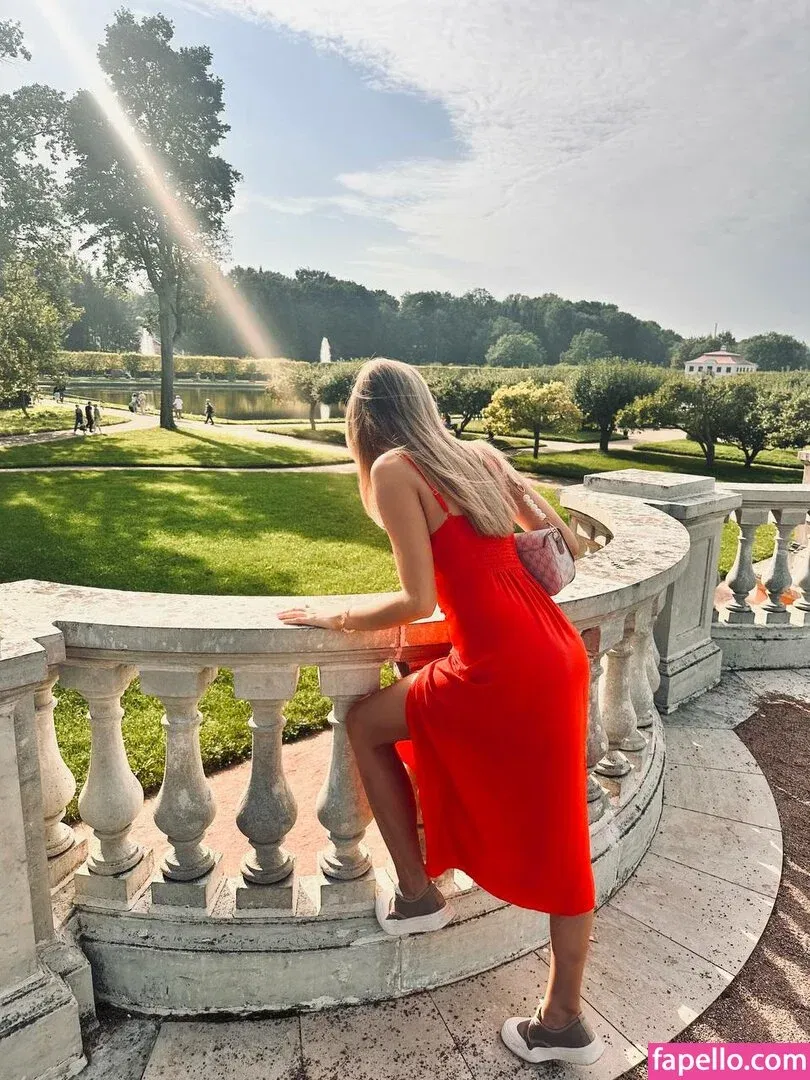 busya18plus Onlyfans Photo Gallery 