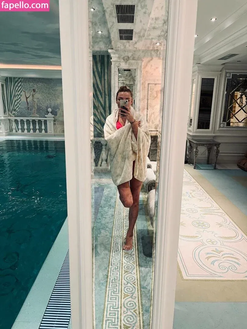 busya18plus Onlyfans Photo Gallery 