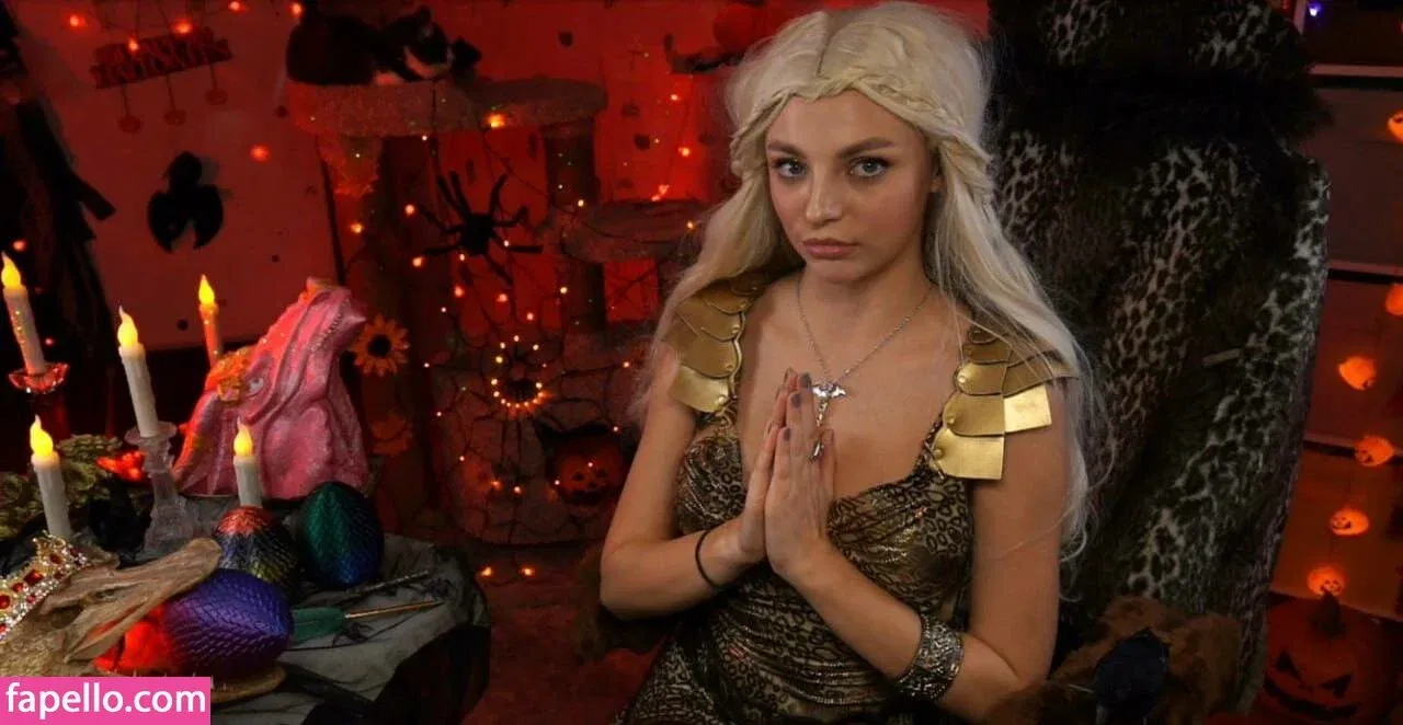 busya18plus Onlyfans Photo Gallery 