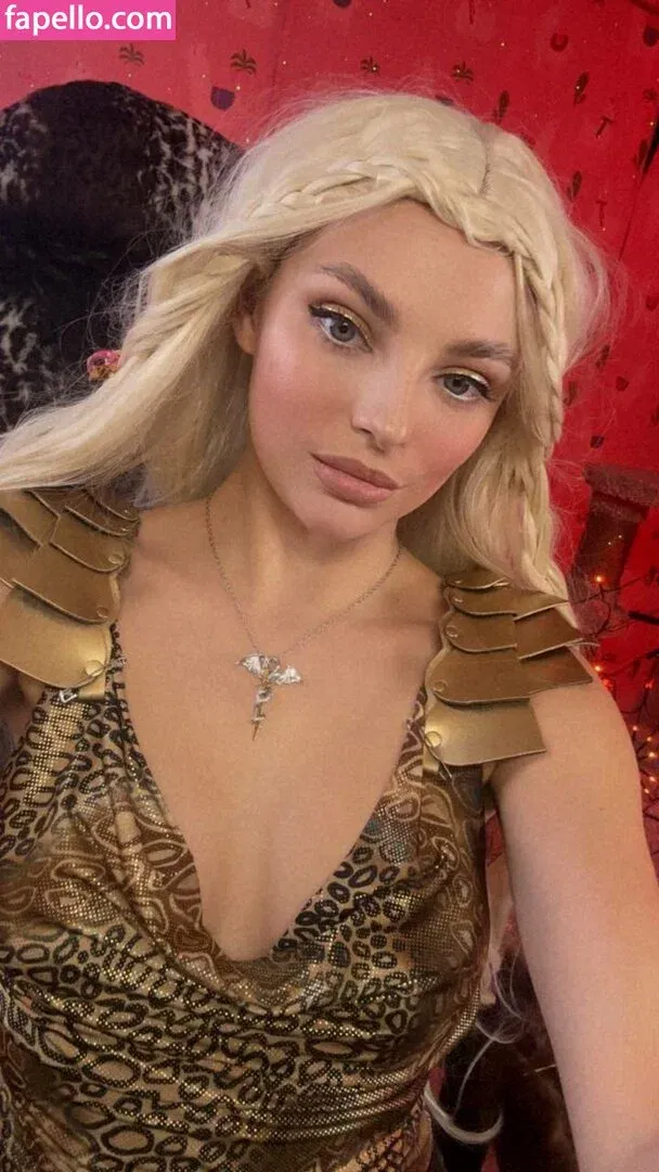 busya18plus Onlyfans Photo Gallery 