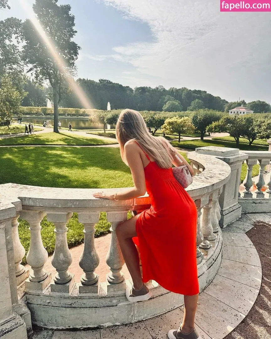 busya18plus Onlyfans Photo Gallery 