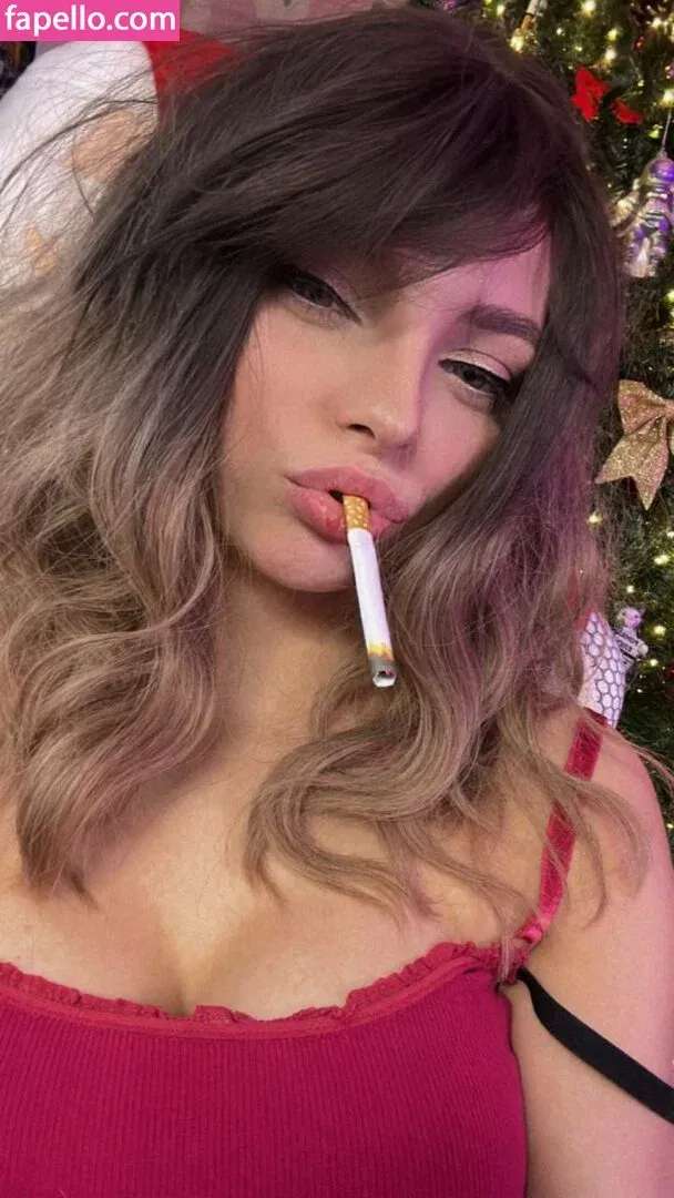 busya18plus Onlyfans Photo Gallery 