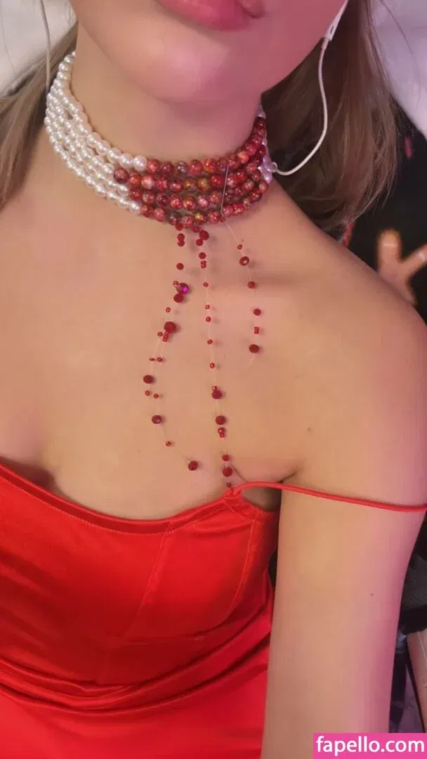 busya18plus Onlyfans Photo Gallery 