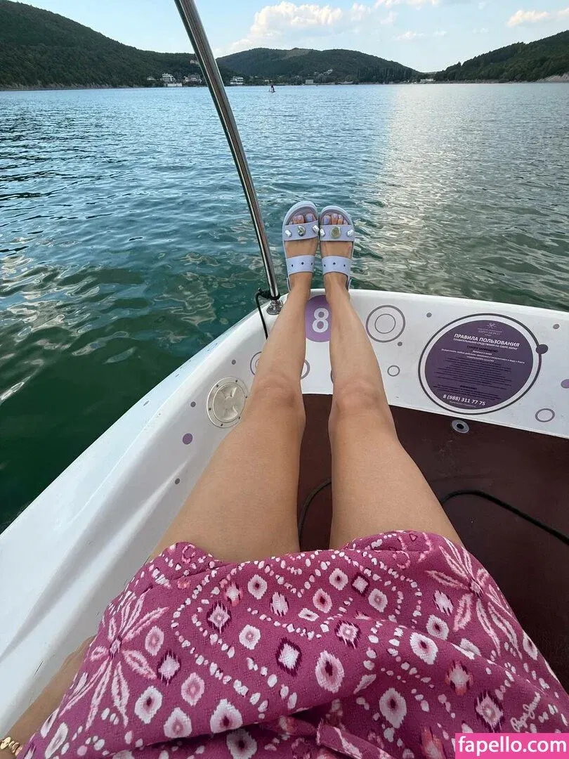 busya18plus Onlyfans Photo Gallery 