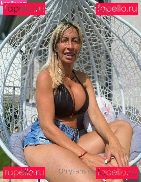 Lotusbombb Onlyfans Photo Gallery 