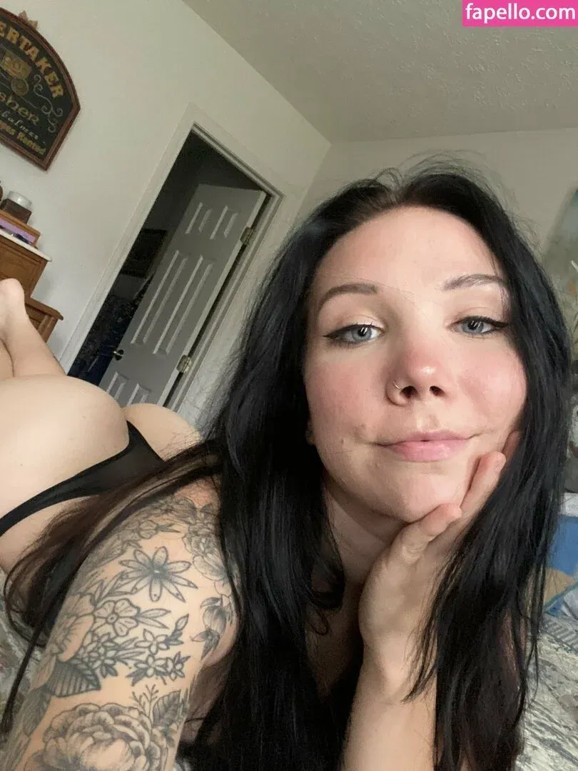 Glizzy McGuire Onlyfans Photo Gallery 