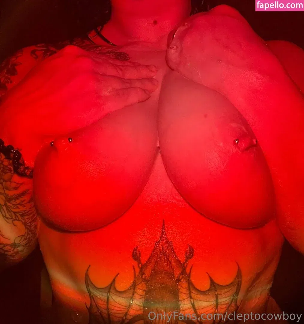 Glizzy McGuire Onlyfans Photo Gallery 