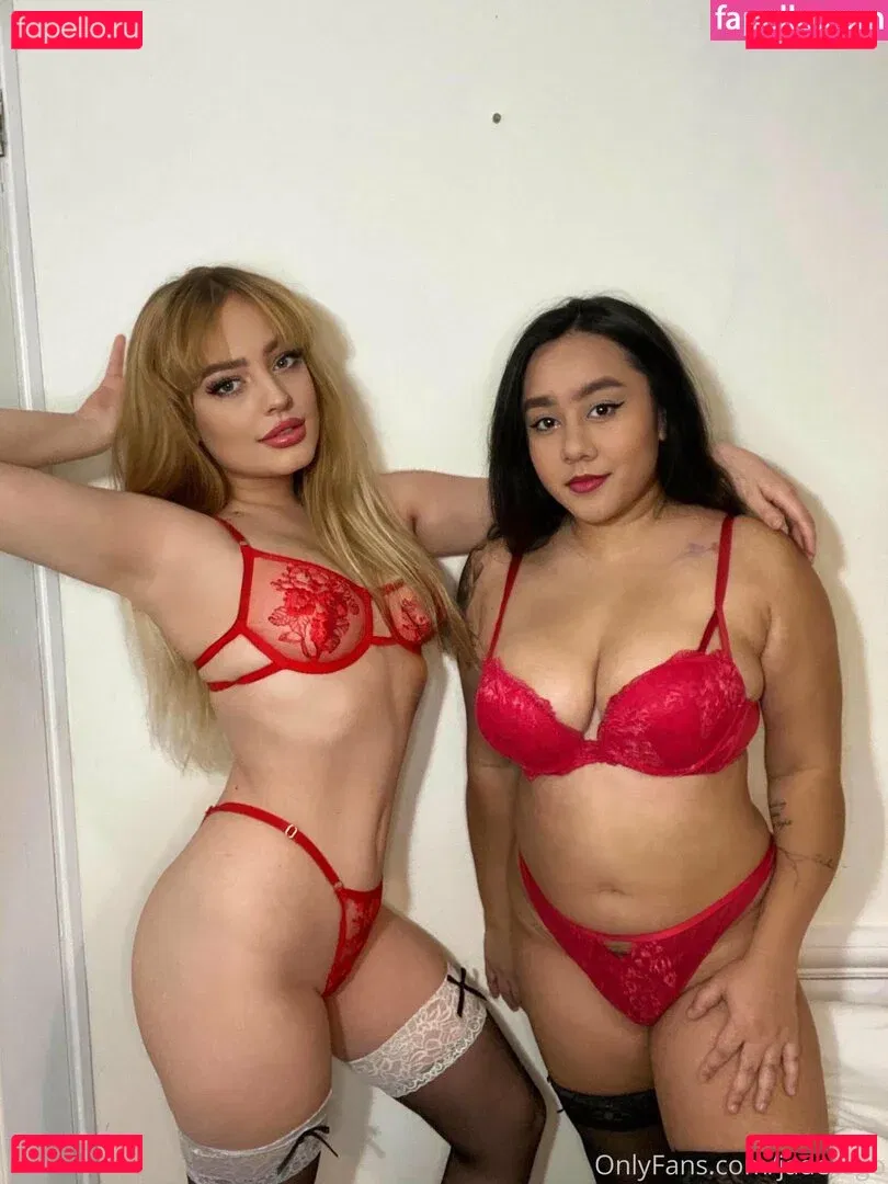 JadeCSGO Onlyfans Photo Gallery 